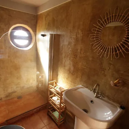 Associacao Quinta Relvas בית חווה