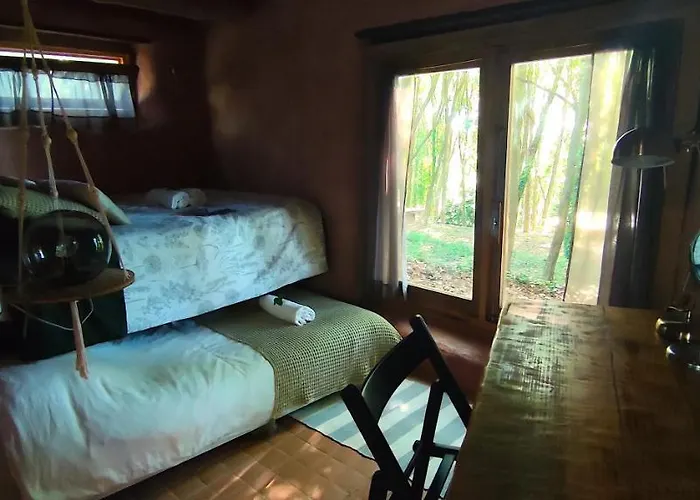 Associação Quinta Relvas Alojamento de Turismo Rural *