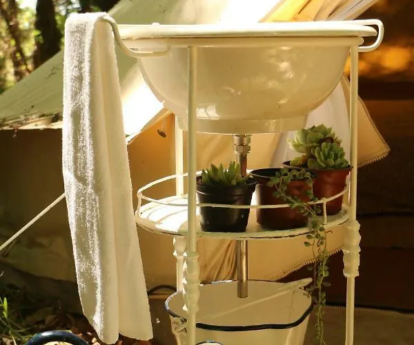 Associação Quinta Relvas Alojamento de Turismo Rural